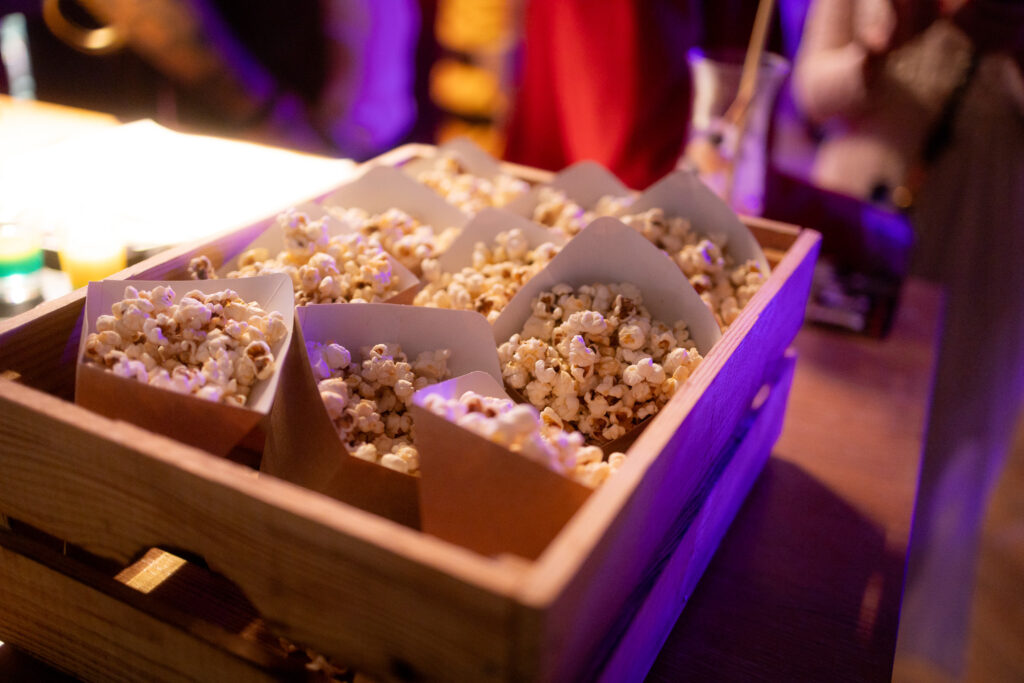 ginnhotel_halloween87