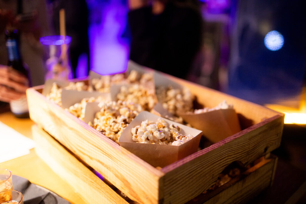 ginnhotel_halloween88